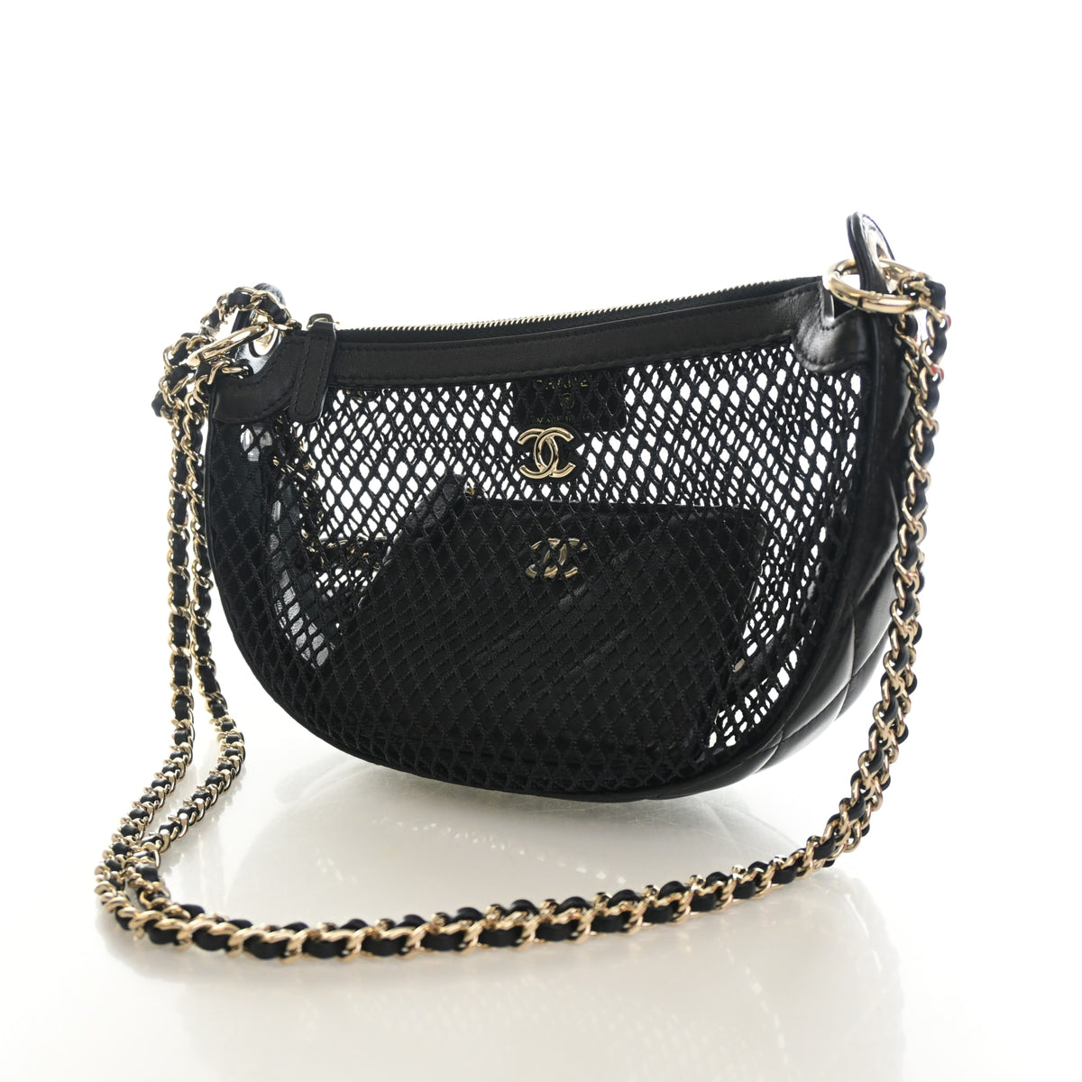 Pre-Owned Chanel Hobo Lambskin Mesh Chain, three-quarter view