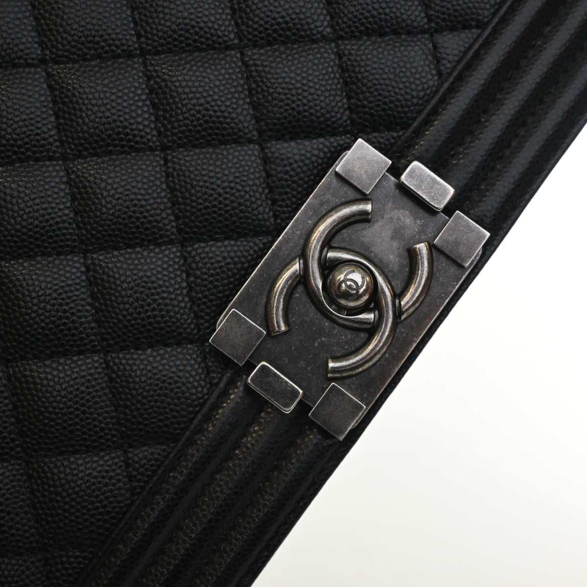 Chanel Medium Caviar Boy Bag, photo 4 of 16