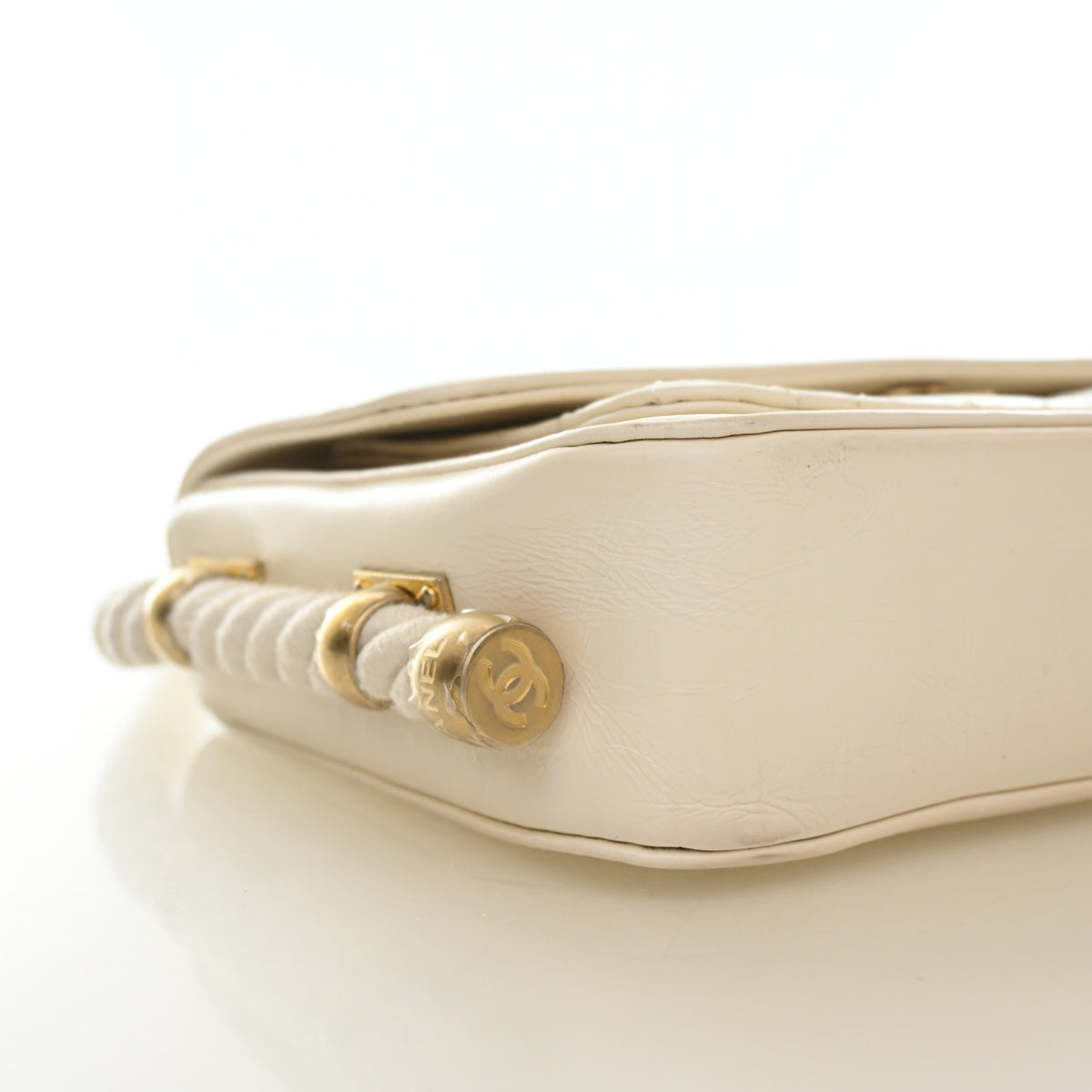 Pre-Owned Chanel Flap Bag Calfskin En Voyage Rope, side view