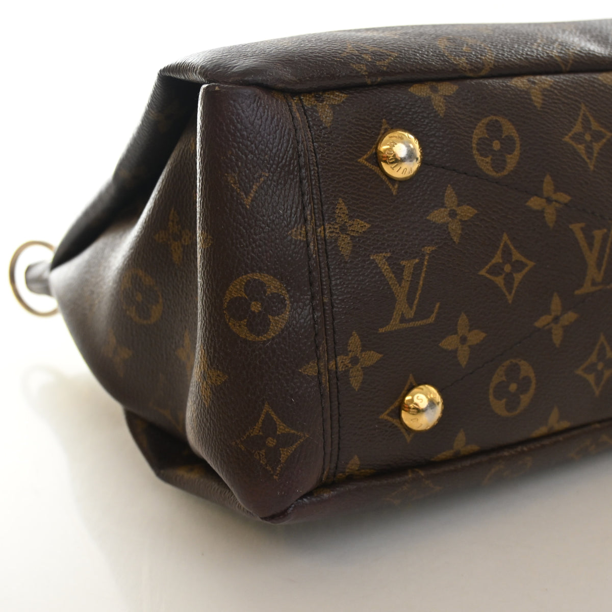 Pre-Owned Louis Vuitton MM Monogram Pallas, base view