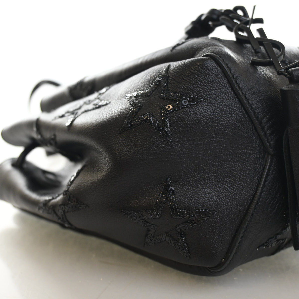 Pre-Owned Saint Laurent Bucket Bag Mini Calfskin Emmanuelle, base view