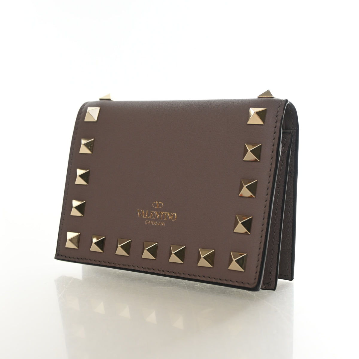 Pre-Owned Valentino Wallet Small Calfskin Rockstud, three-quarter view