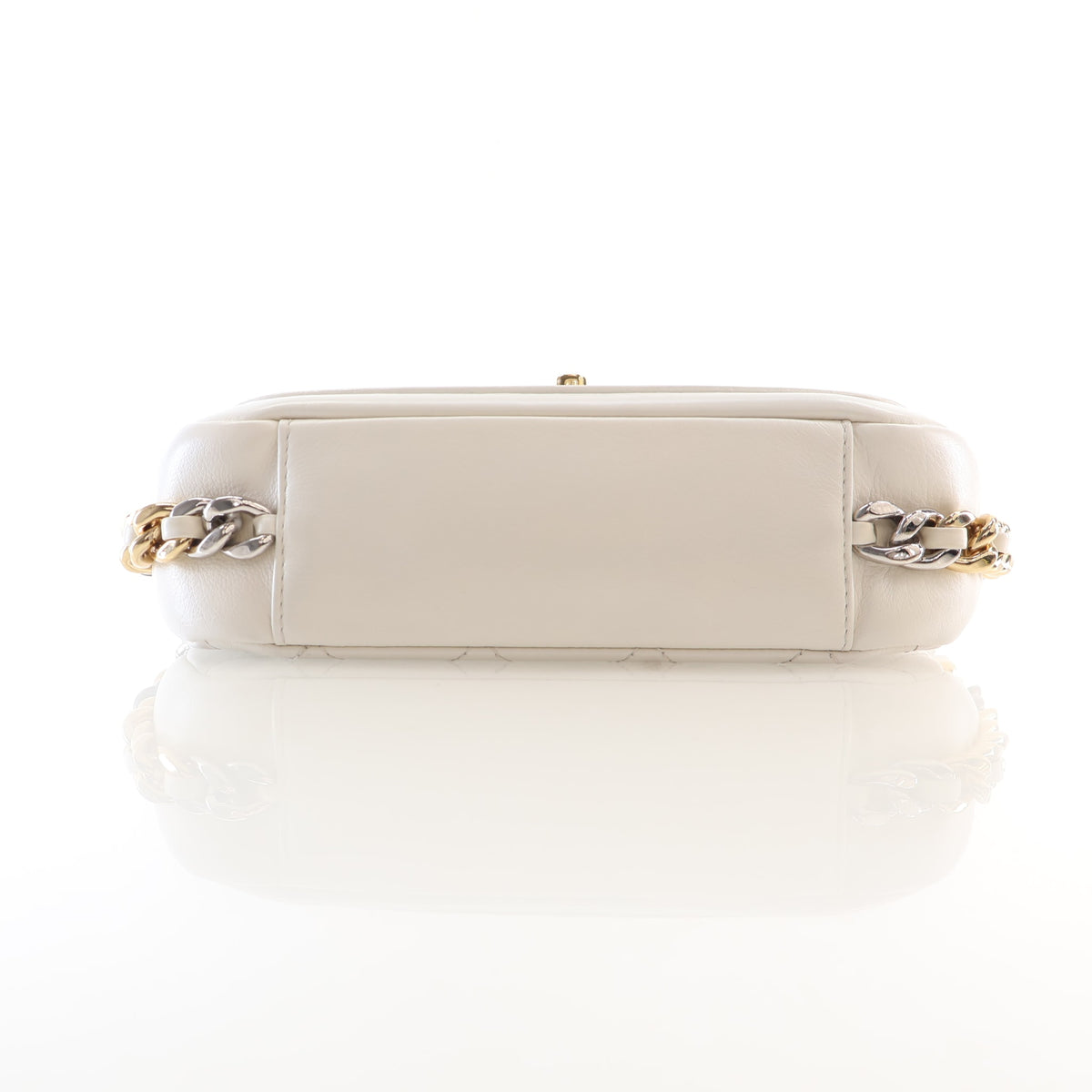 Pre-Owned Chanel Flap Bag Calfskin CC, base and feet view, photo 9 of 18