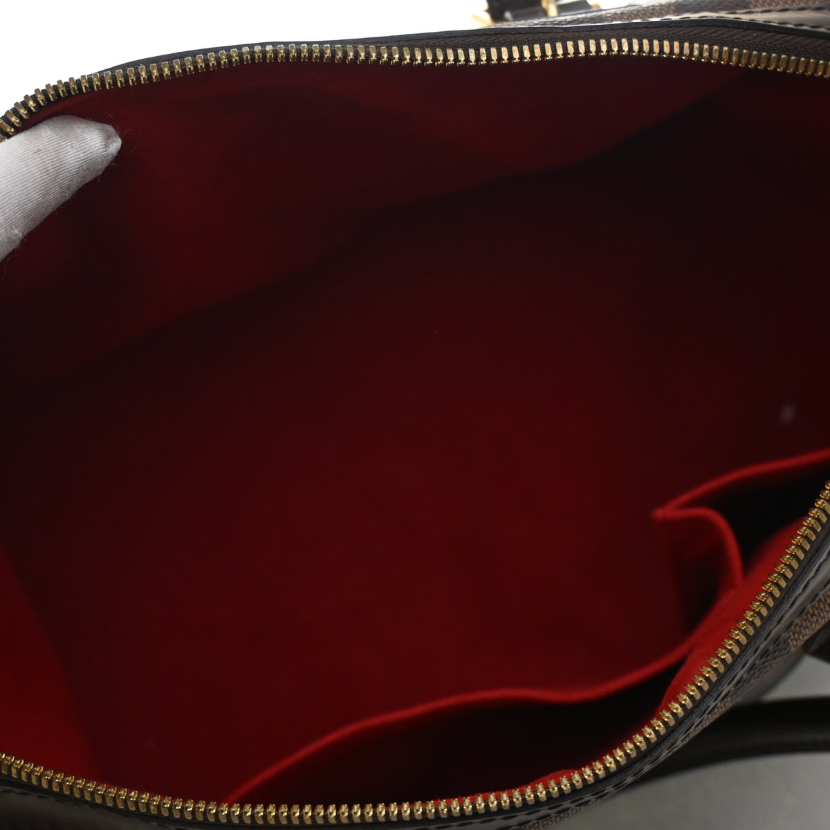 Vintage Louis Vuitton Damier Ebene Berkeley, open interior with lining