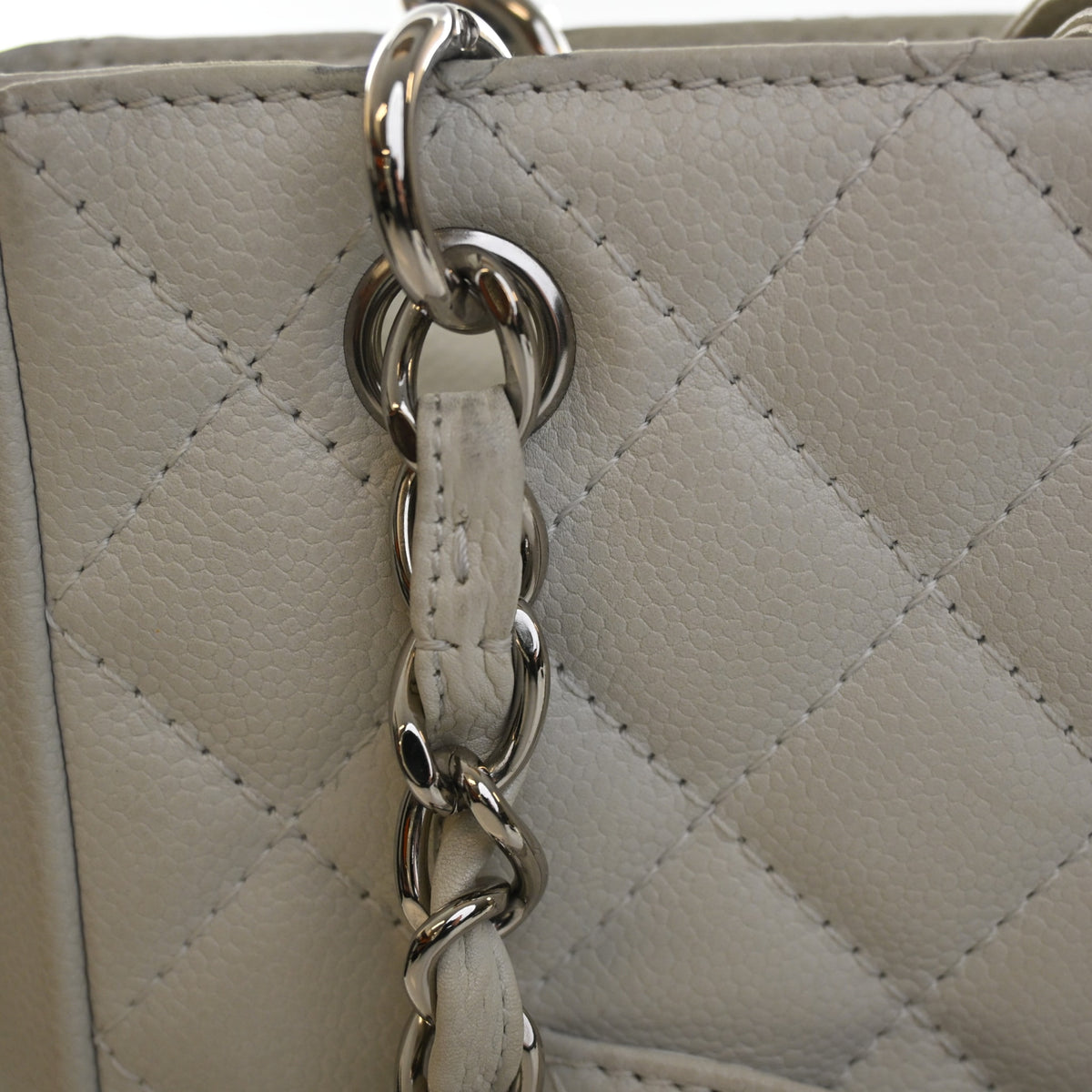 Vintage Chanel Shopping Tote Caviar Leather Petite, strap detail