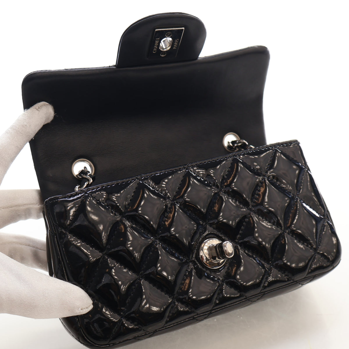 Pre-Owned Chanel Classic Flap Mini Extra Patent Leather Rectangular Bag, open front view