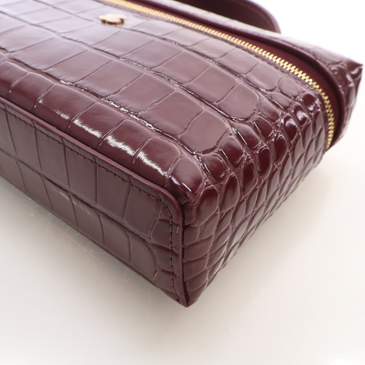 Pre-Owned Chanel Top Handle Small Crocodile Leather Embossed Leather Slim Vanity With Chain, base view, photo 8 of 16