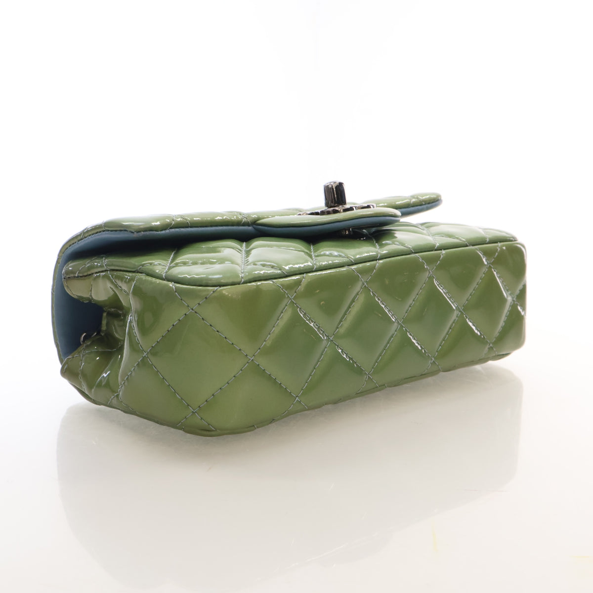 Pre-Owned Chanel Classic Flap Mini Extra Patent Leather Rectangular Bag, side profile