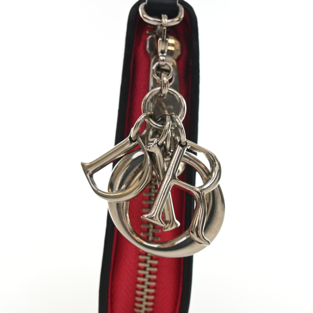 Pre-Owned Christian Dior Wallet Calfskin Zip Around, silver hardware close-up