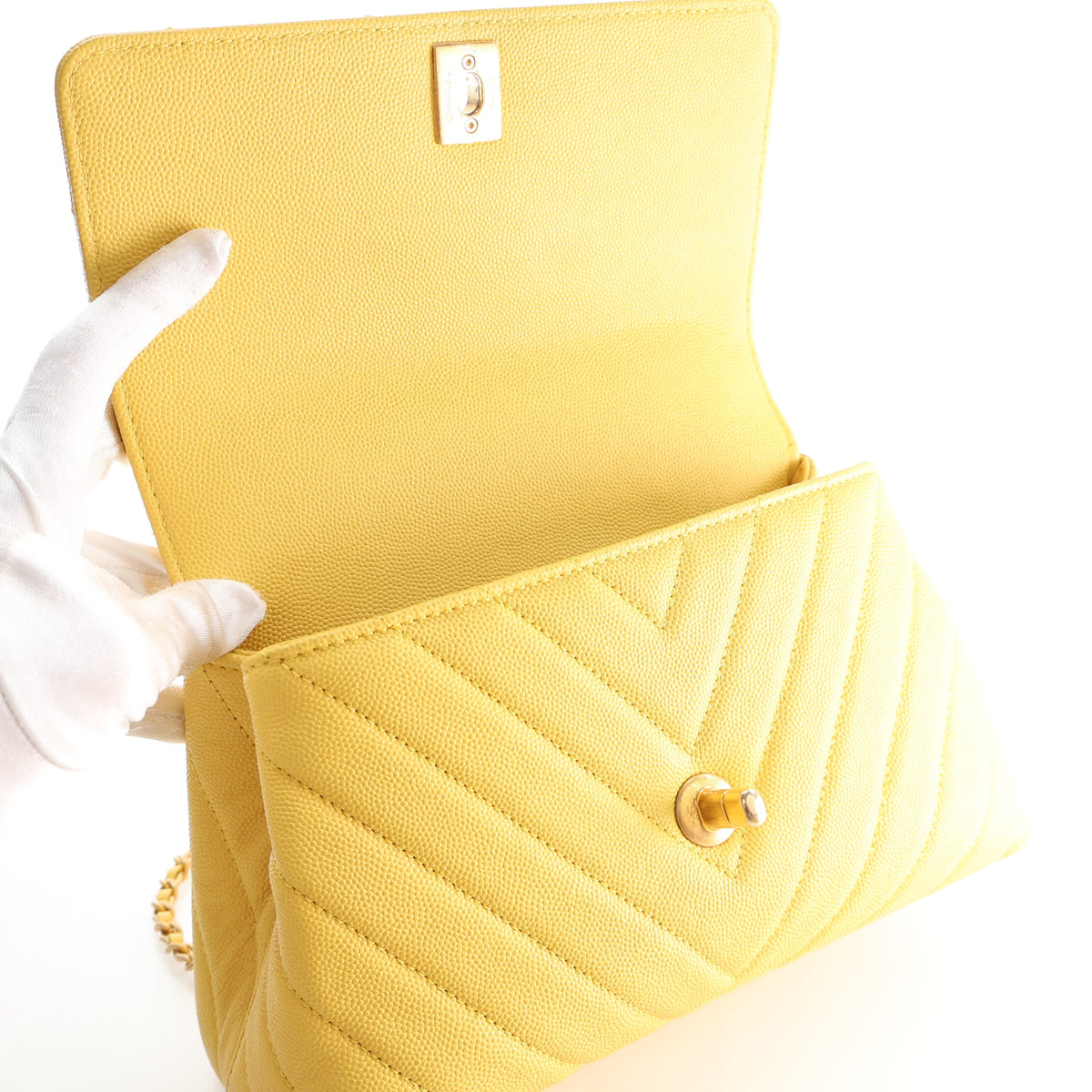 Chanel Small Caviar Chevron Coco Handle, photo 16 of 19