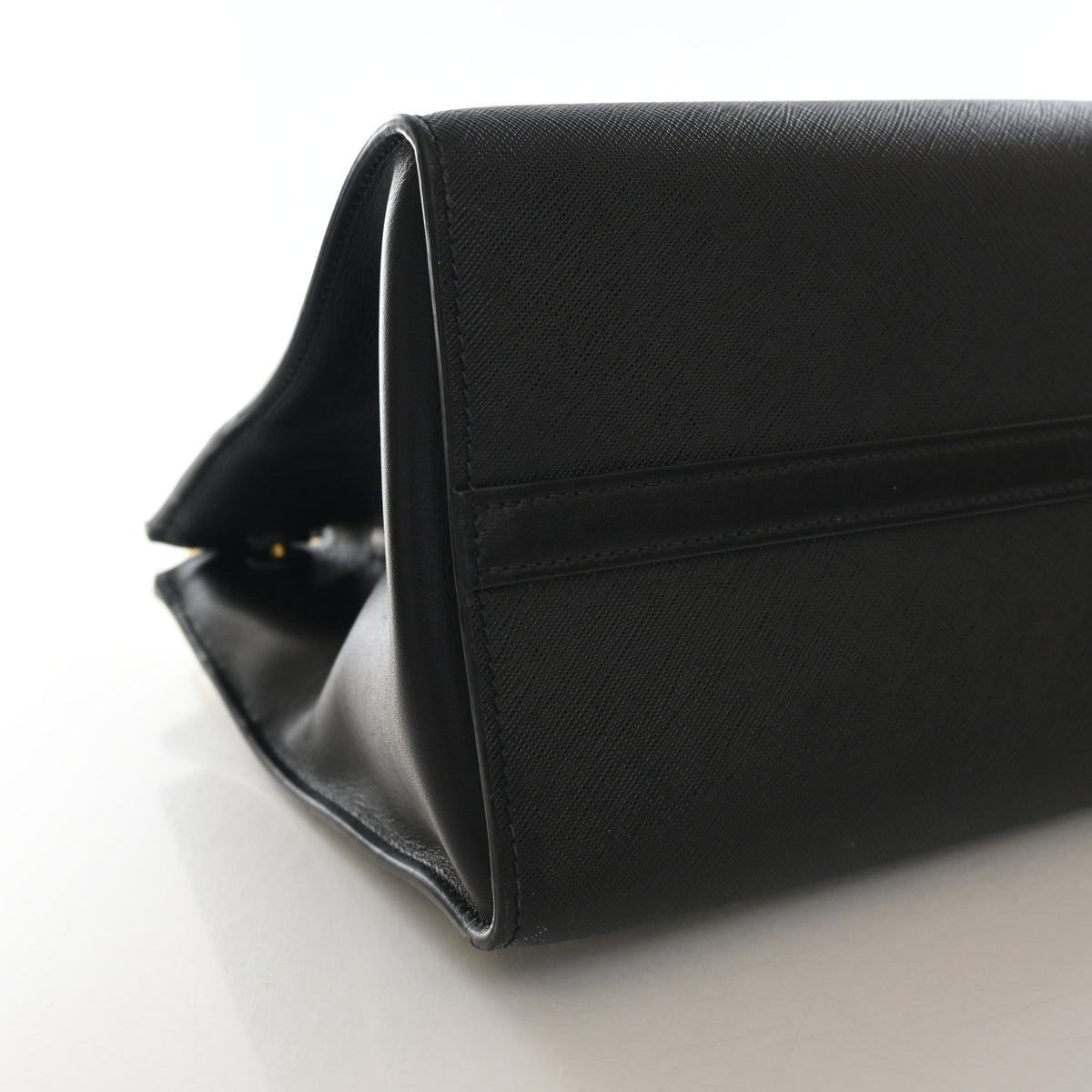 Pre-Owned Prada Tote Saffiano Greche Greca Pradigme, side view