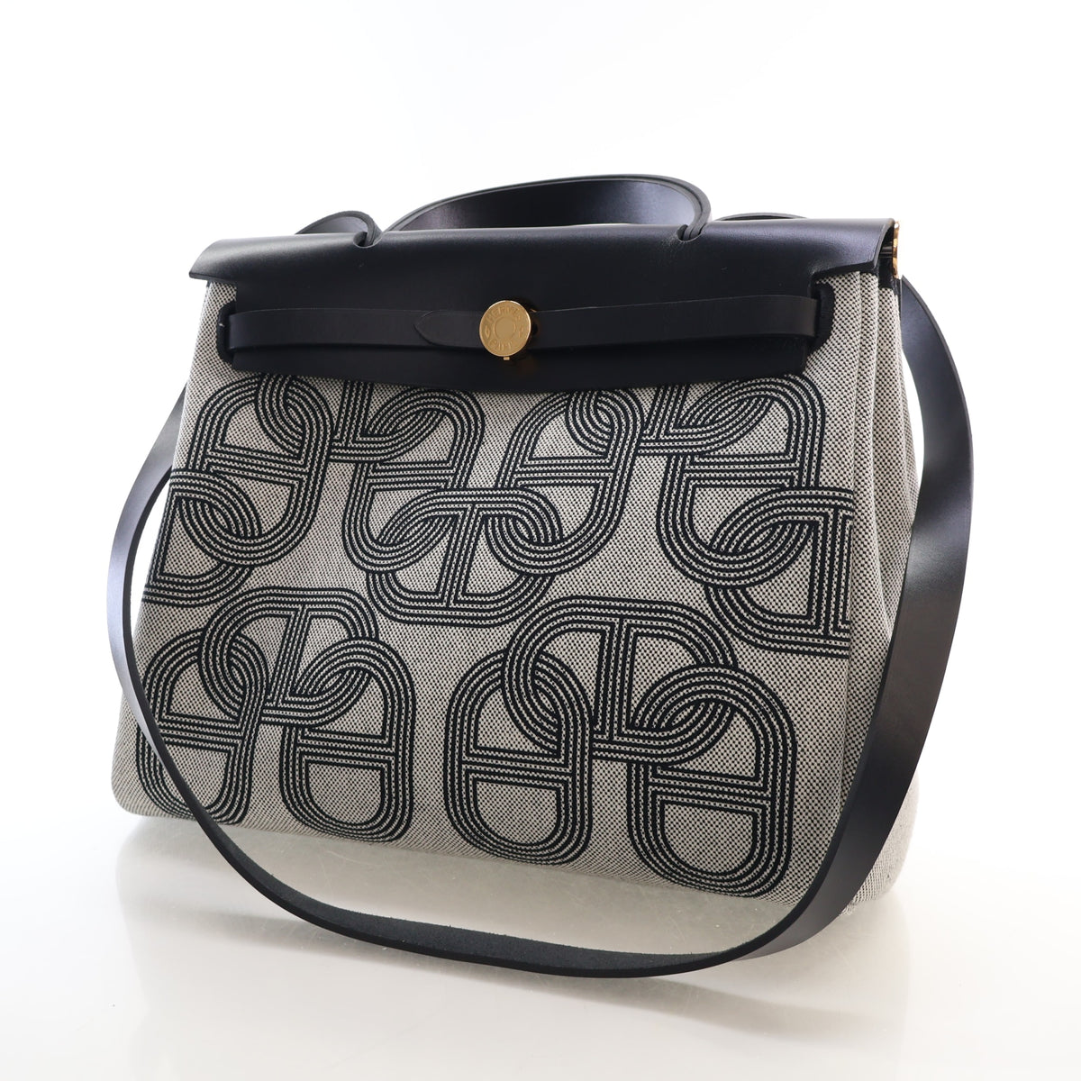 Hermes Noir Vache Hunter Herbag Zip 31, photo 3 of 17