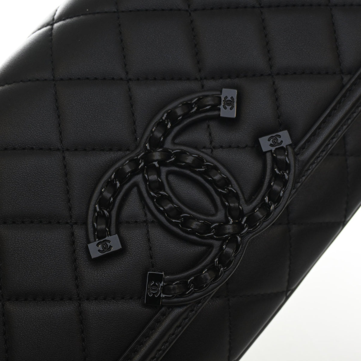Chanel Calfskin Filigree Flap Bag, photo 4 of 14