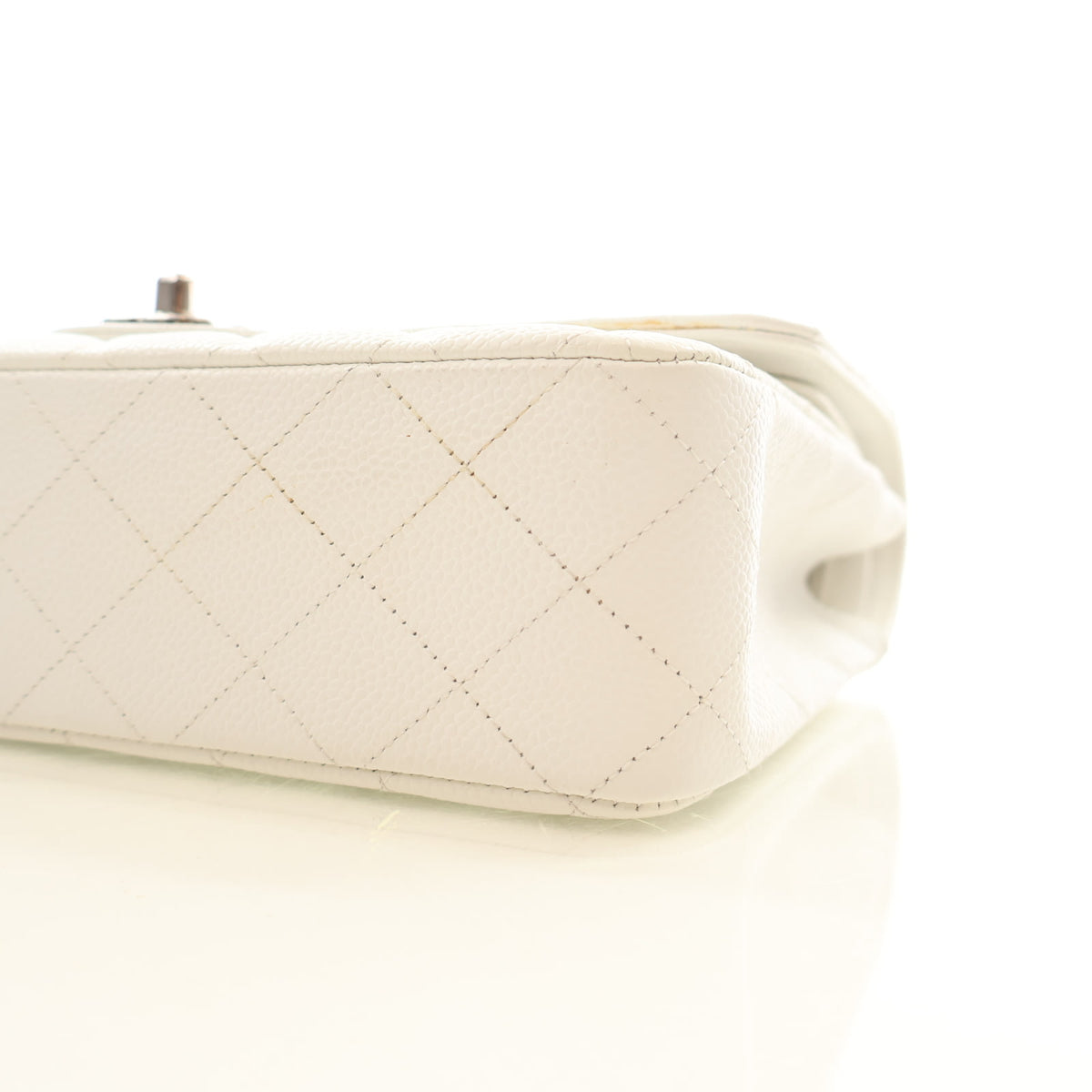 Pre-Owned Chanel Classic Double Flap Medium Caviar Leather Bag, base and feet view, photo 8 of 18
