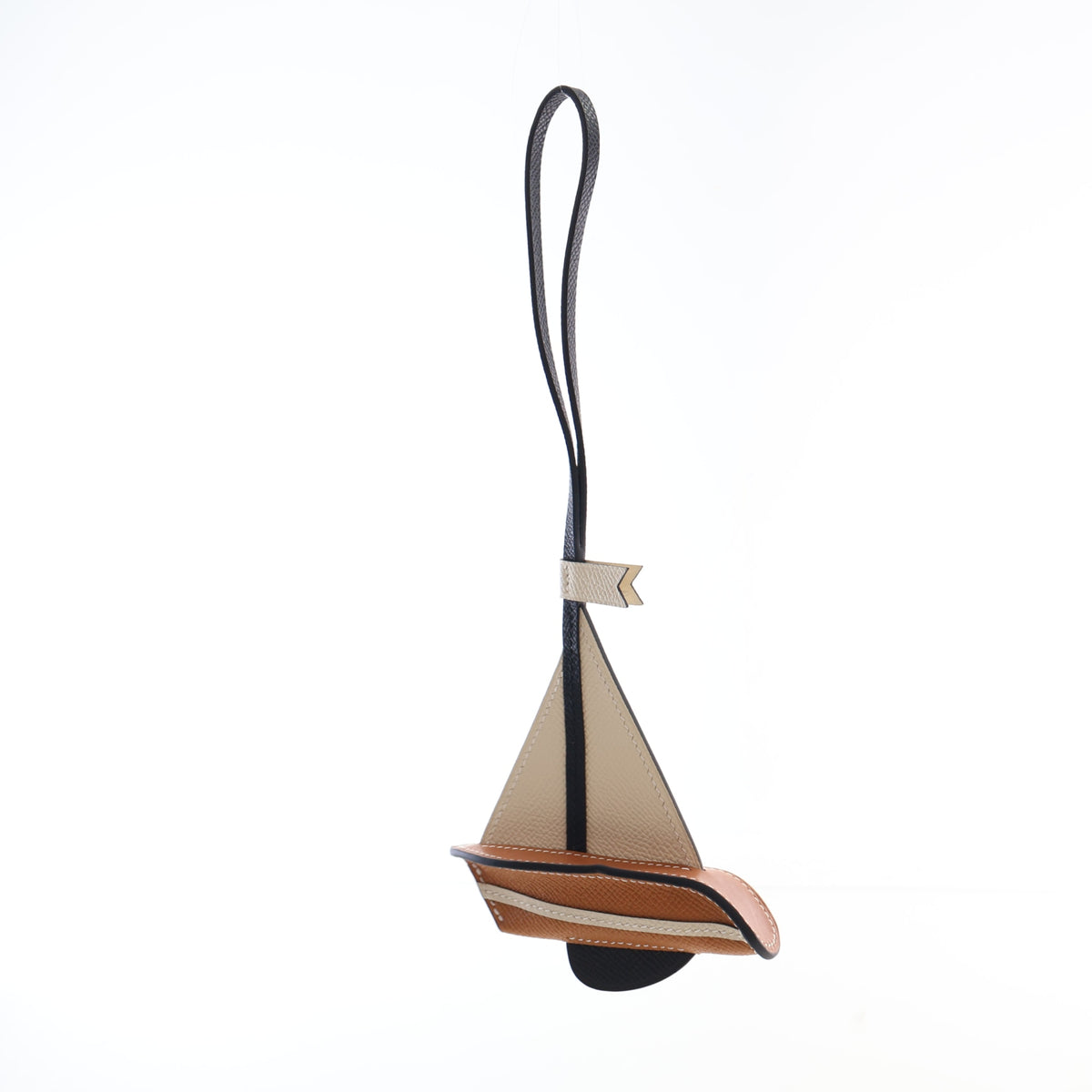 Pre-Owned Hermès Charm Sail Boat Bag, side profile