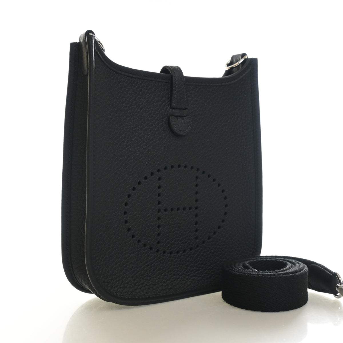 Pre-Owned Hermès Evelyne TPM Noir Clemence Leather 16, three-quarter view, authenticated at Luxe Du Jour