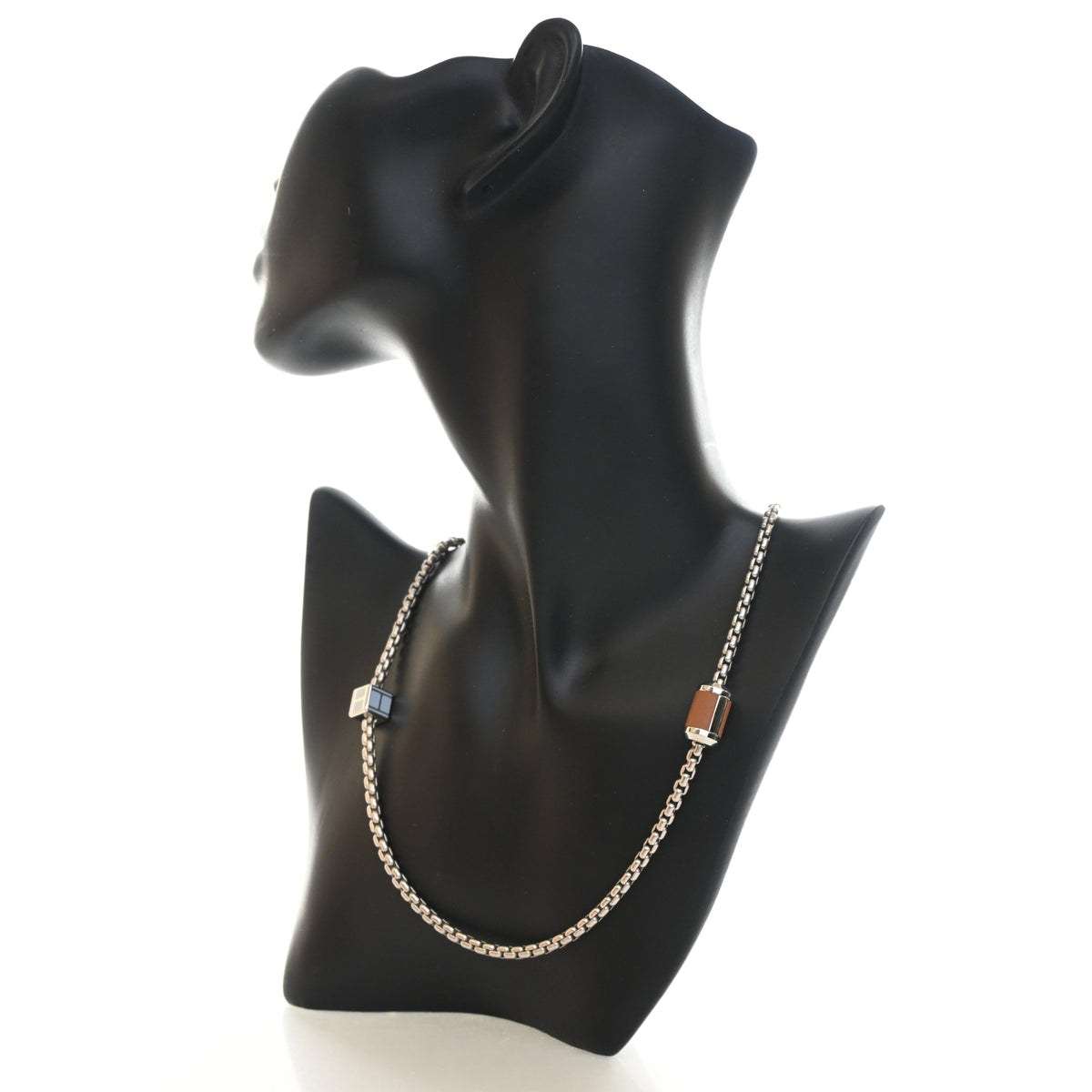 Pre-Owned Hermès Necklace Meli Melo, worn