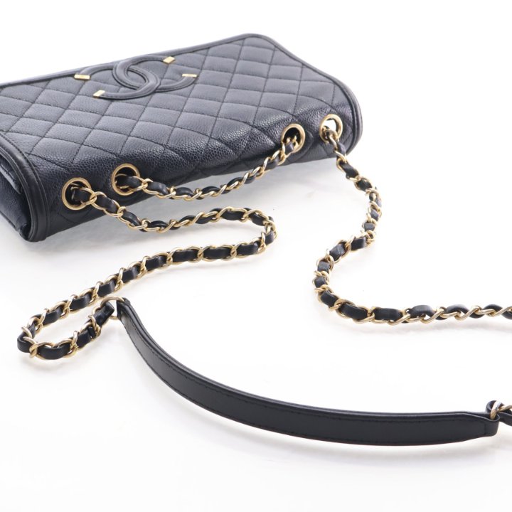Chanel Medium Caviar Filigree Flap Bag, photo 10 of 16
