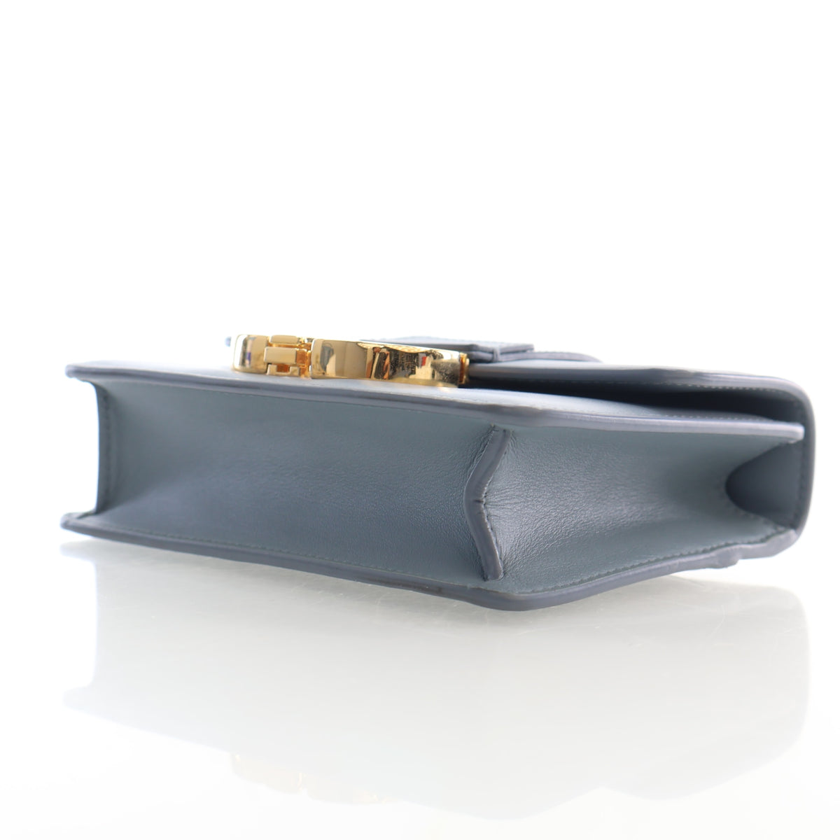 Pre-Owned Christian Dior Micro Calfskin 30 Montaigne, side profile, photo 8 of 17