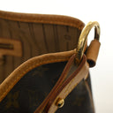 Louis Vuitton Monogram Deli...