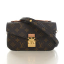 Louis Vuitton Monogram Poch...