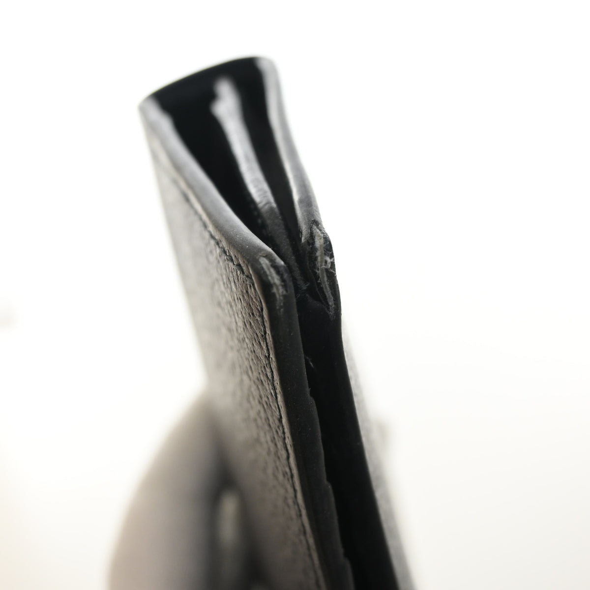 Pre-Owned Gucci Marmont Calfskin Long Wallet, side profile, photo 11 of 14
