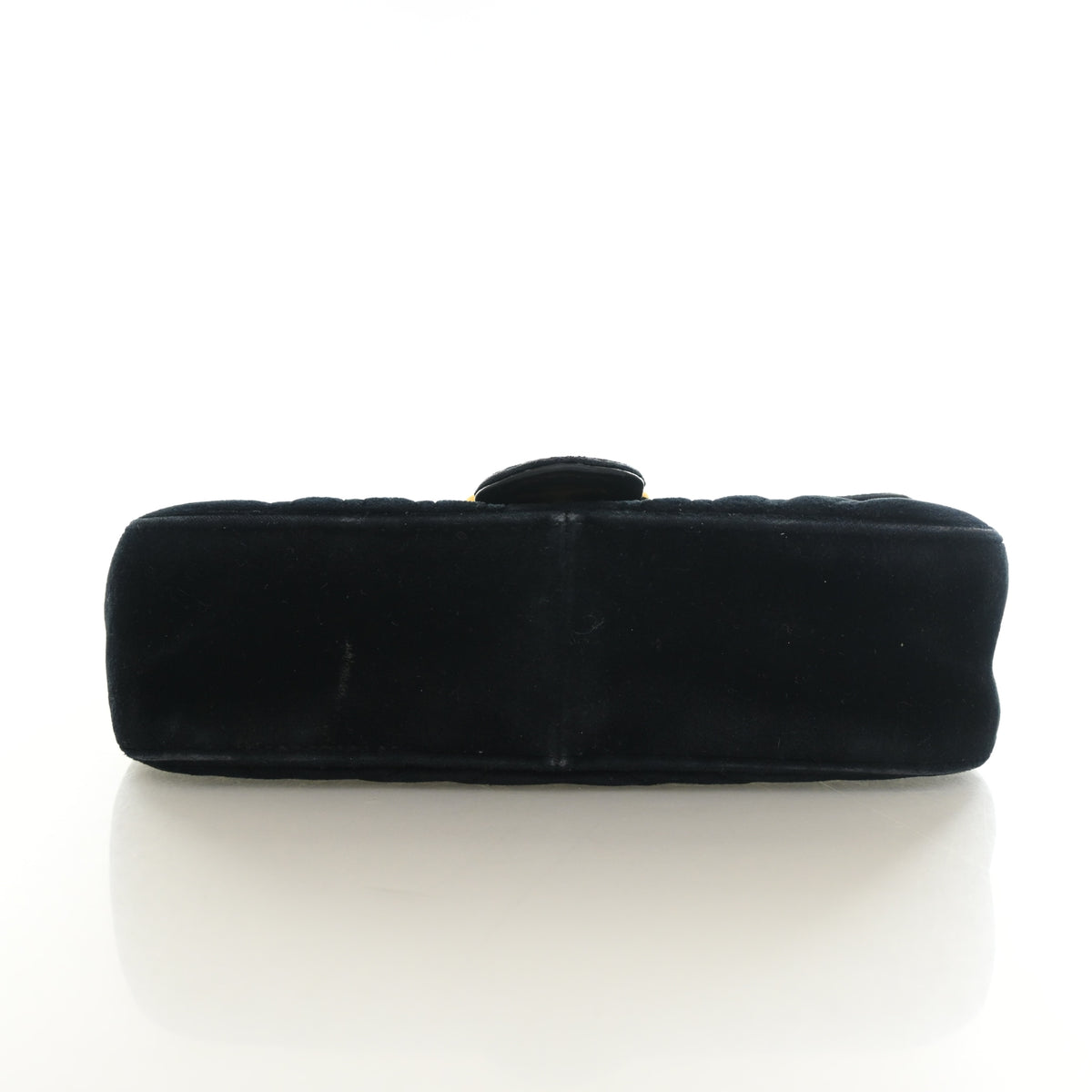 Pre-Owned Gucci Flap Bag Mini Velvet Marmont, base view