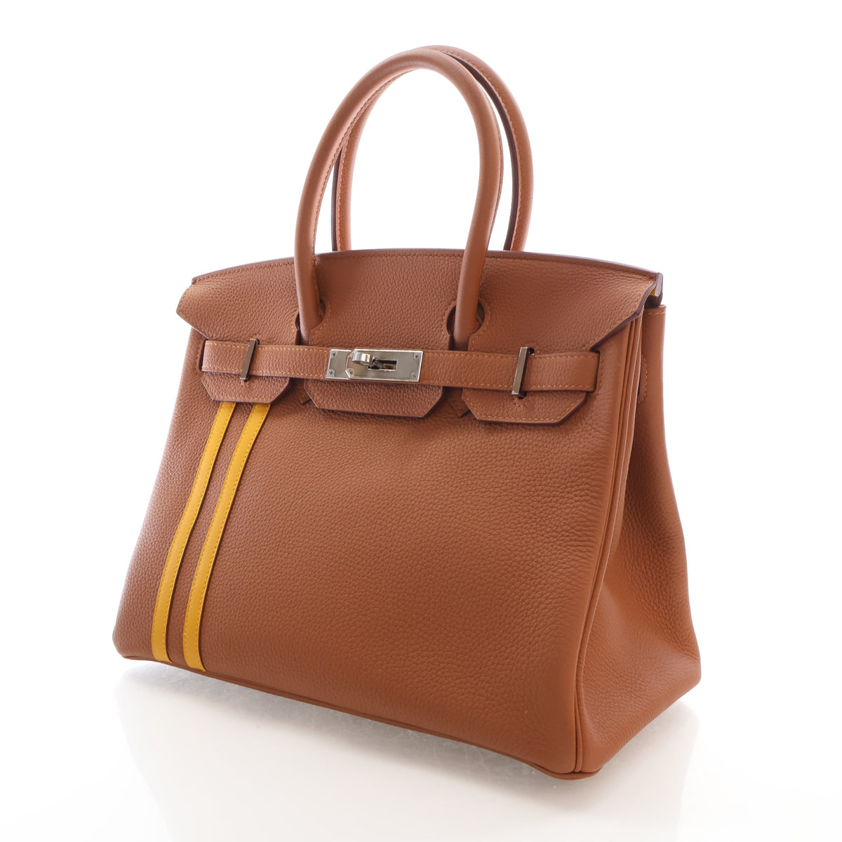 Pre-Owned Hermès Birkin 30 Gold Togo Leather Officier, three-quarter view, photo 5 of 21