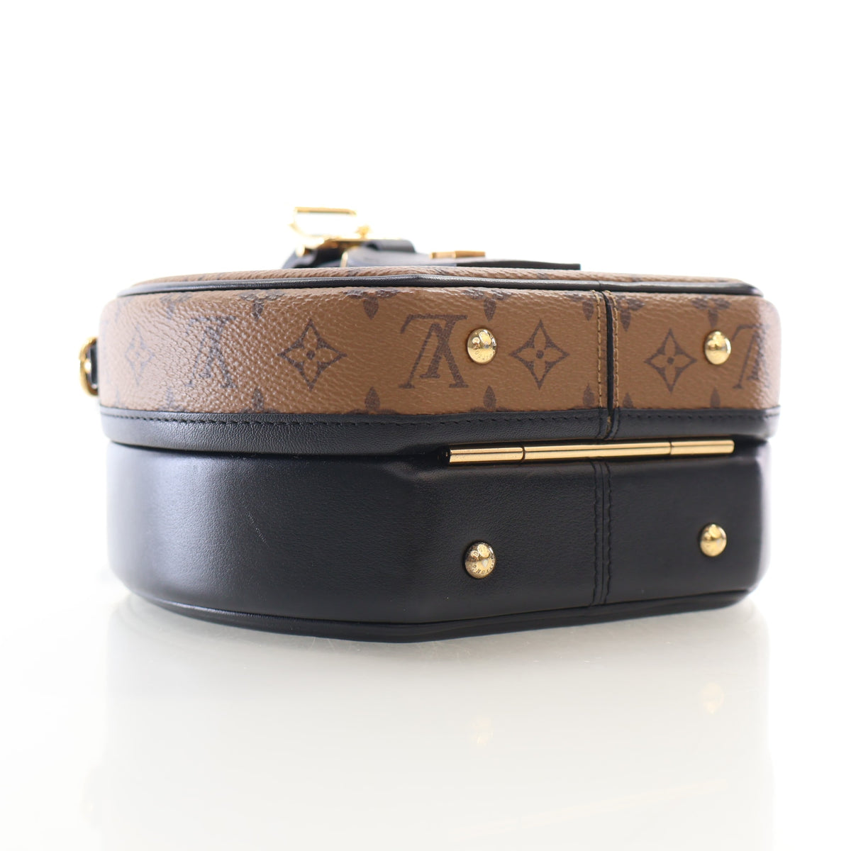 Pre-Owned Louis Vuitton Petite Reverse Monogram Boite Chapeau, side profile