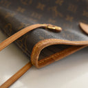 Louis Vuitton Monogram Neve...