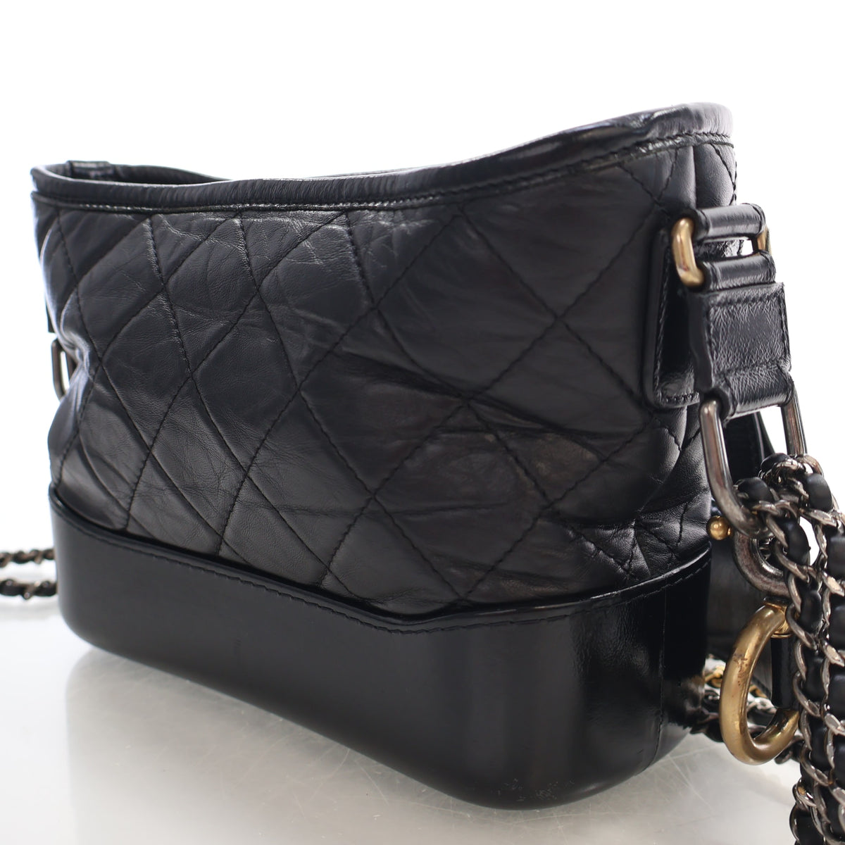 Pre-Owned Chanel Hobo Small Calfskin Gabrielle, side view