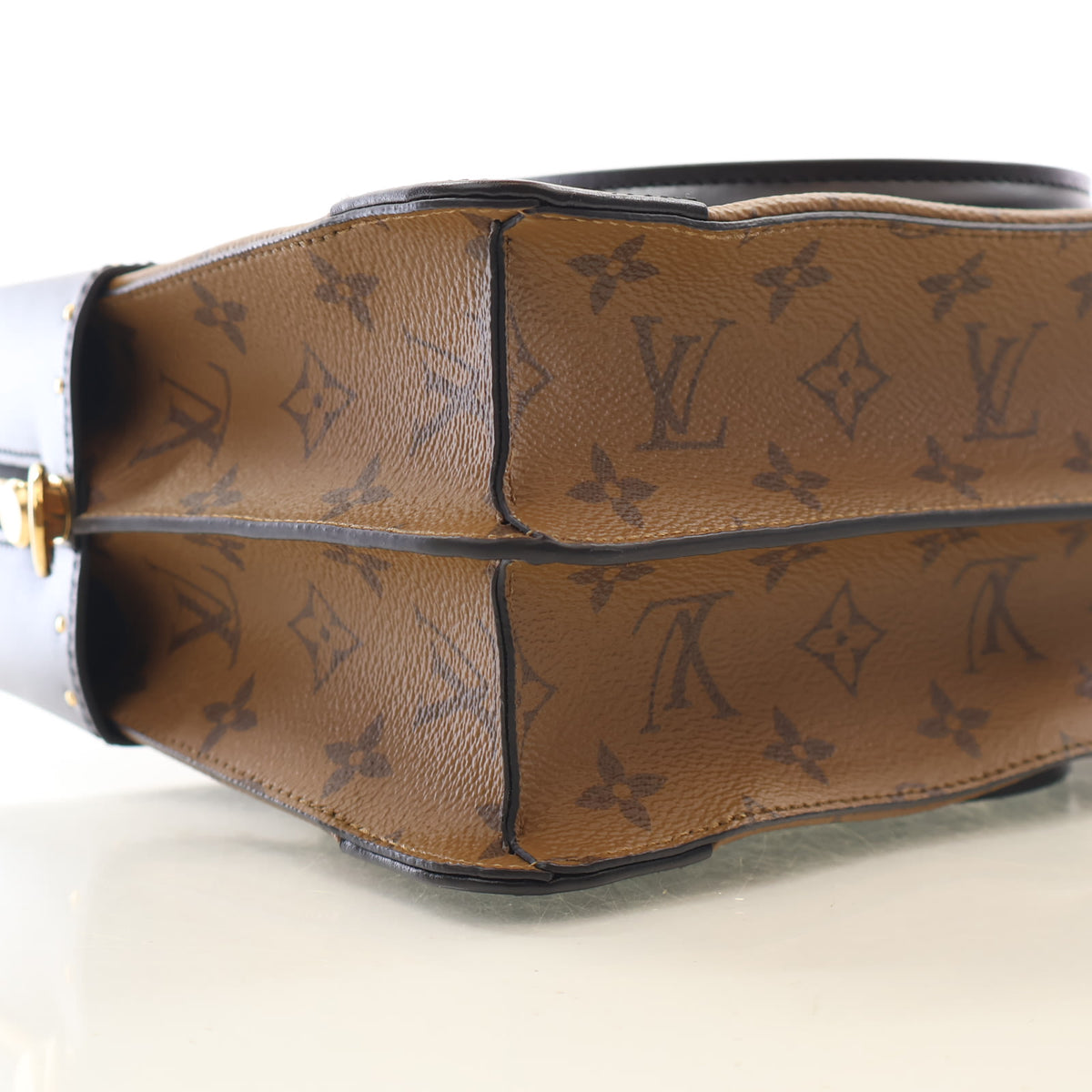 Louis Vuitton Reverse Monogram City Malle MM, photo 6 of 17