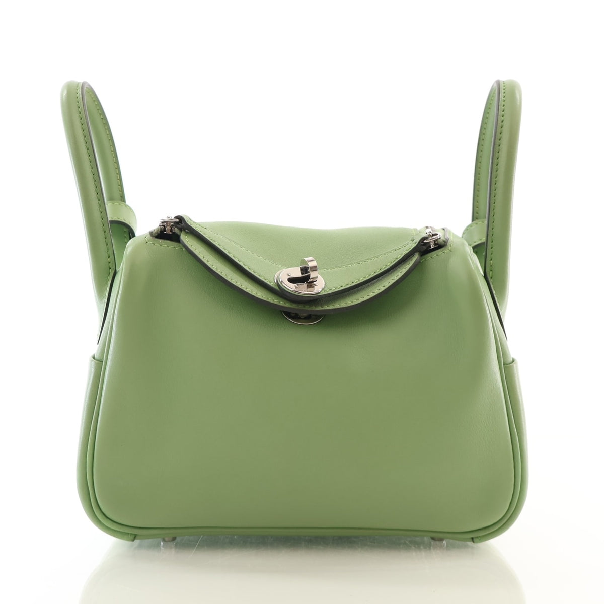 Pre-Owned Hermès Lindy Mini Vert Criquet Swift Leather 20, front view, authenticated at Luxe Du Jour
