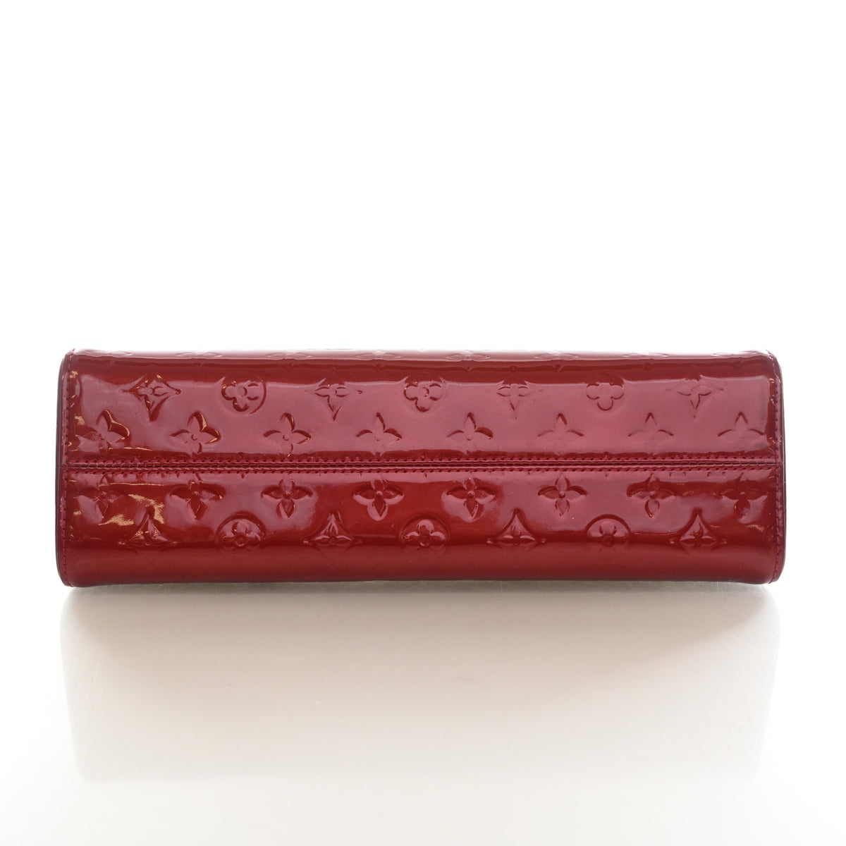 Pre-Owned Louis Vuitton Monogram Vernis Roxbury, base and feet view
