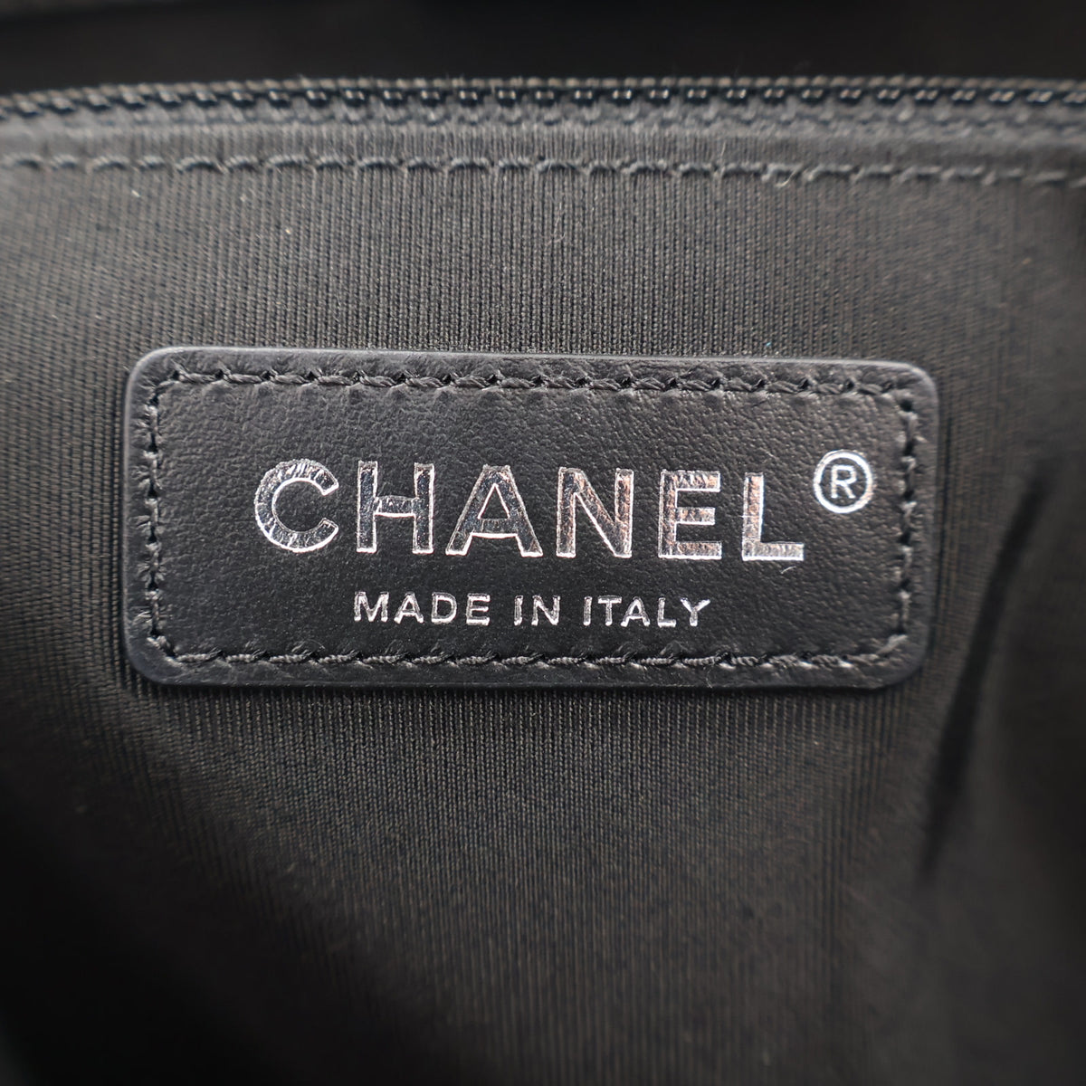 Pre-Owned Chanel Shopping Tote Large Caviar Leather My Everything, logo detail, photo 14 of 15