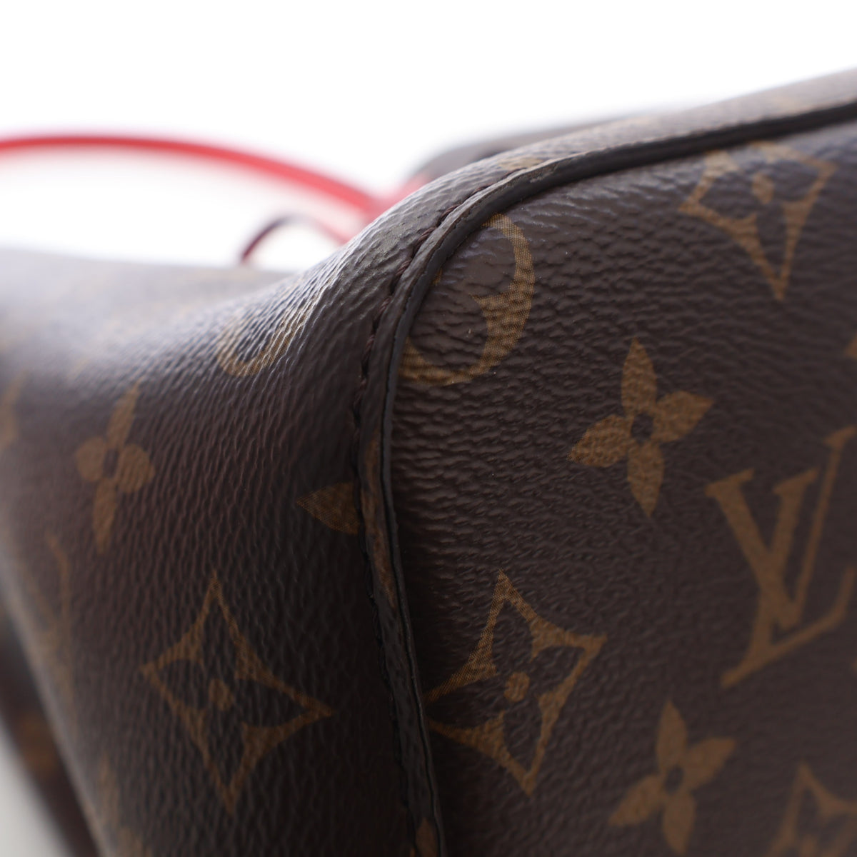 Pre-Owned Louis Vuitton MM Canvas Monogram Neonoe, corner and edge detail