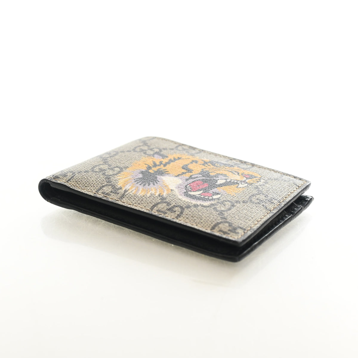 Pre-Owned Gucci Wallet GG Supreme Tiger Print Bifold, side profile, photo 6 of 10