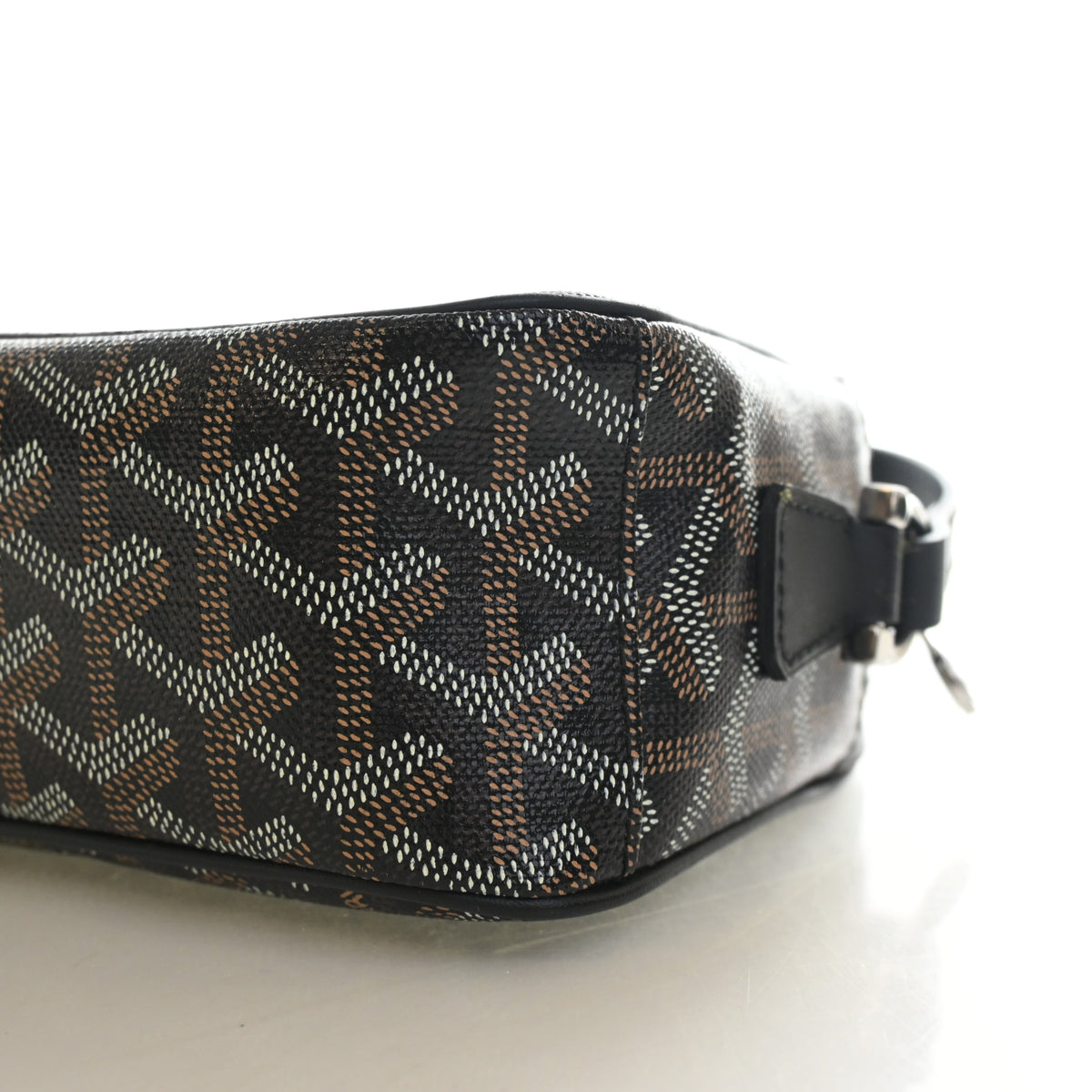 Pre-Owned Goyard PM Goyardine Cap-vert, base and feet view, photo 7 of 13