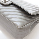 Chanel Medium Caviar Chevro...