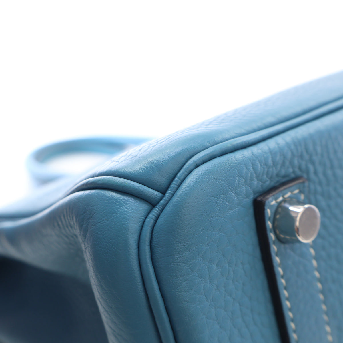 Pre-Owned Hermès Birkin 35 Blue Jean Togo Leather, corner and edge detail, photo 17 of 23