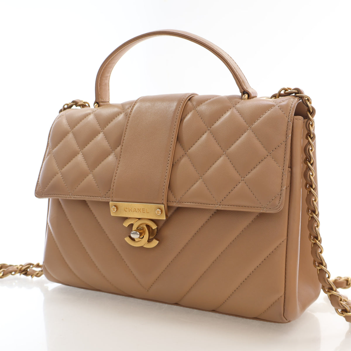 Pre-Owned Chanel Calfskin Chevron In The City Bag, three-quarter view