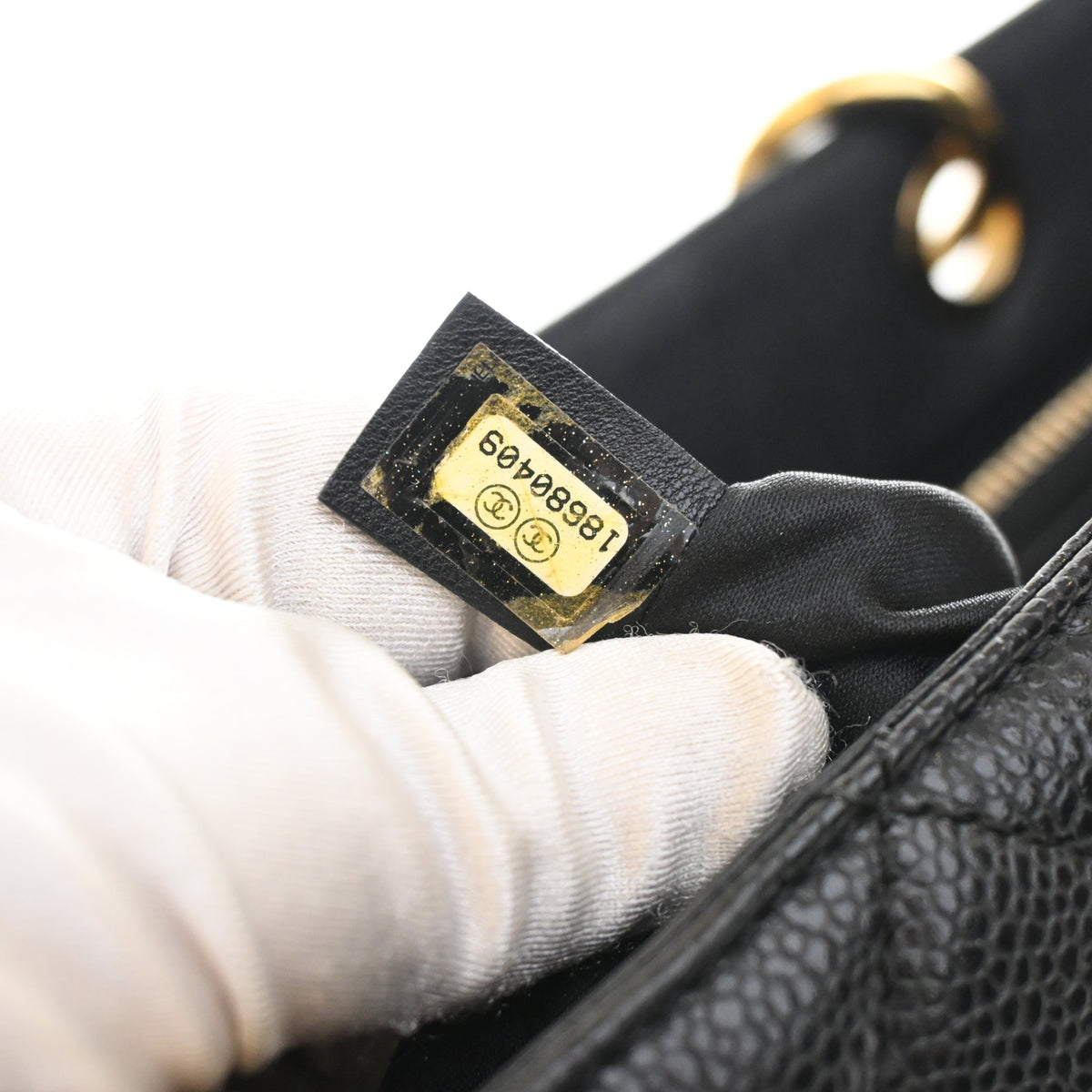 Pre-Owned Chanel Grand Shopping Tote Caviar Leather, interior label and date code