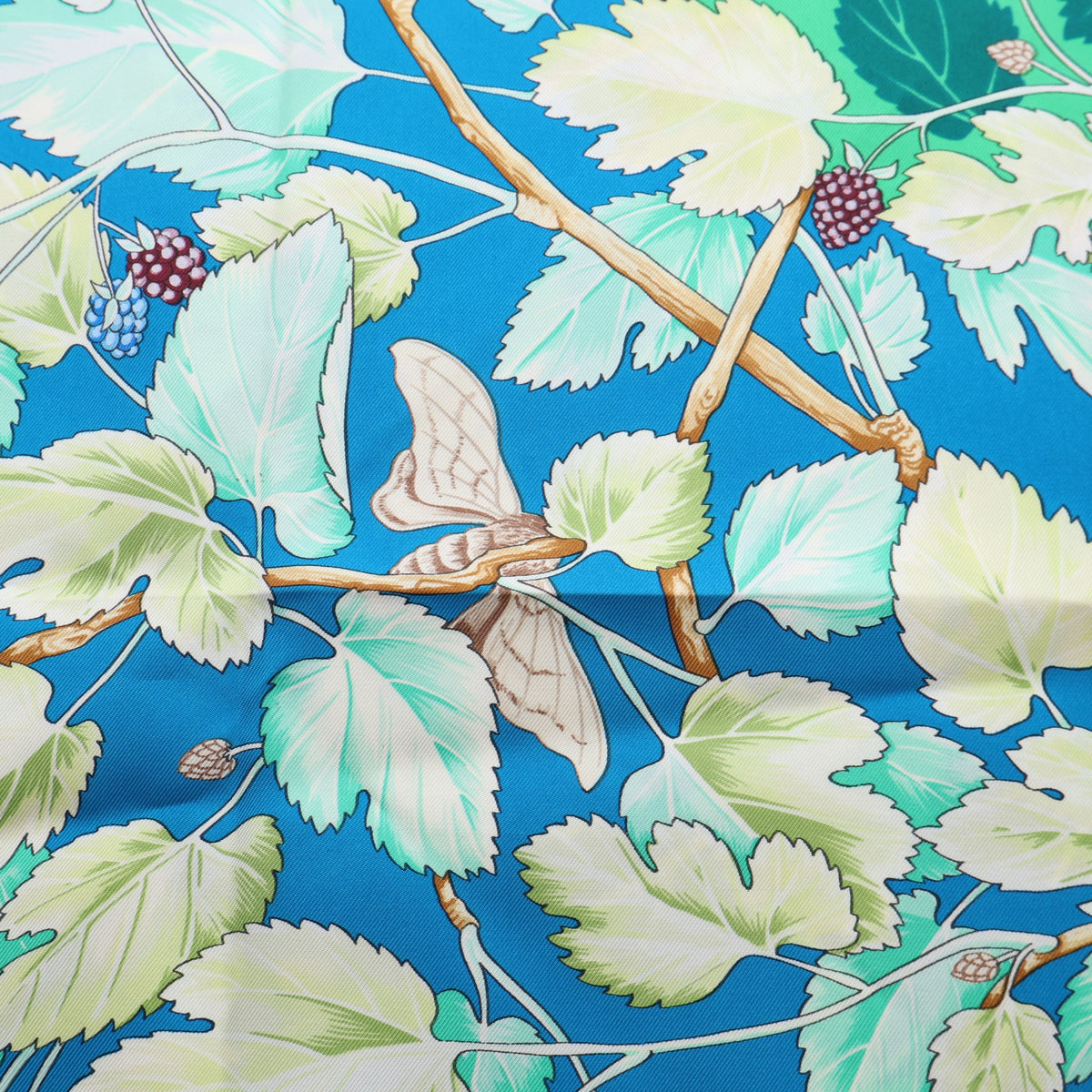 HERMES l'arbre de Soie Silk Scarf, photo 3 of 9
