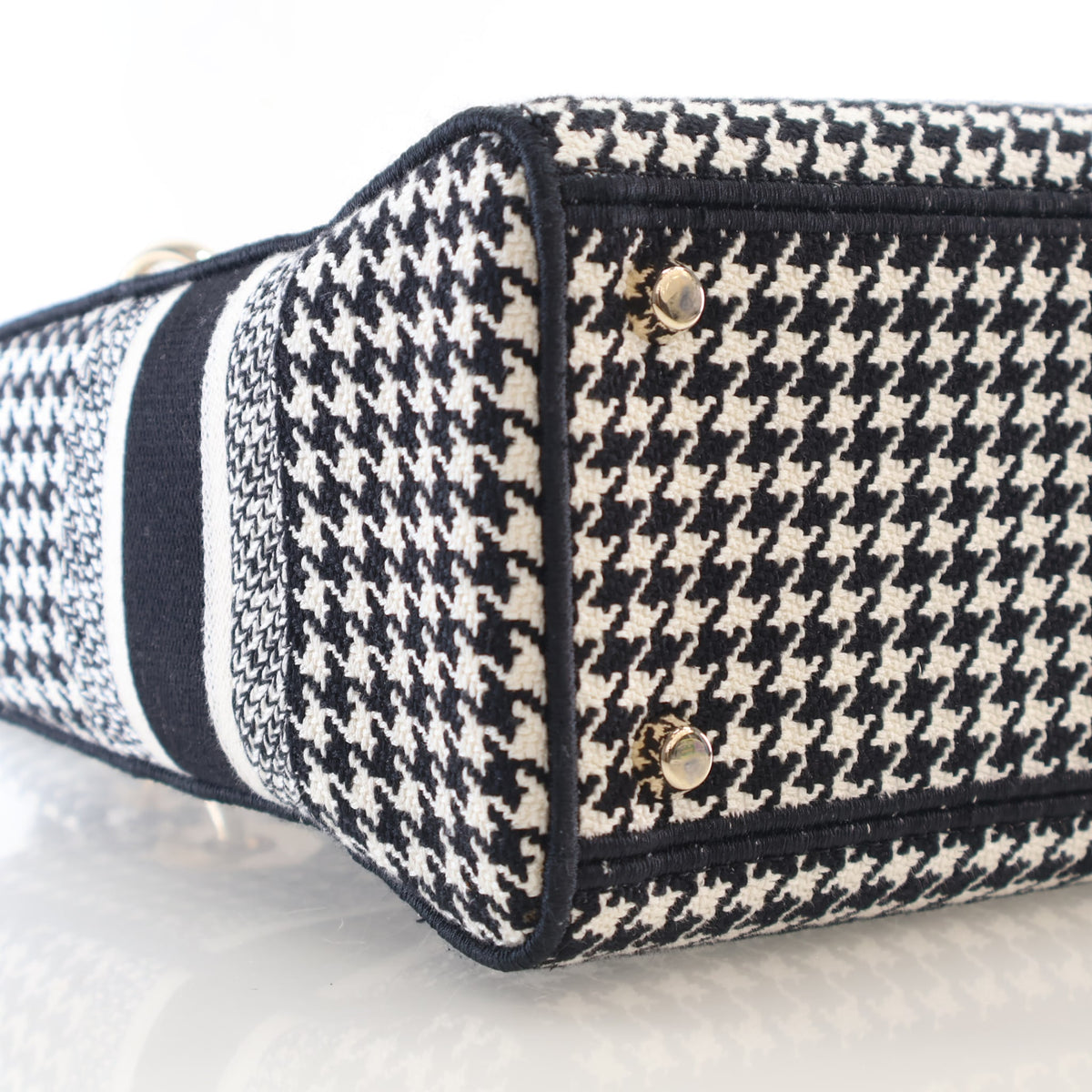 Pre-Owned Christian Dior Lady Dior Medium Canvas, base view