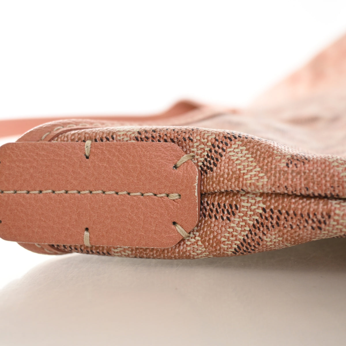 Pre-Owned Goyard PM Goyardine Boheme, corner and edge detail, photo 15 of 17