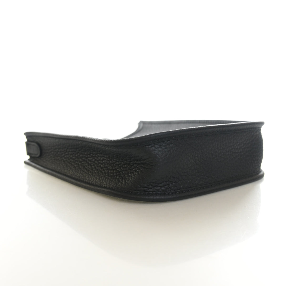 Pre-Owned Hermès Evelyne TPM Noir Clemence Leather 16, side view