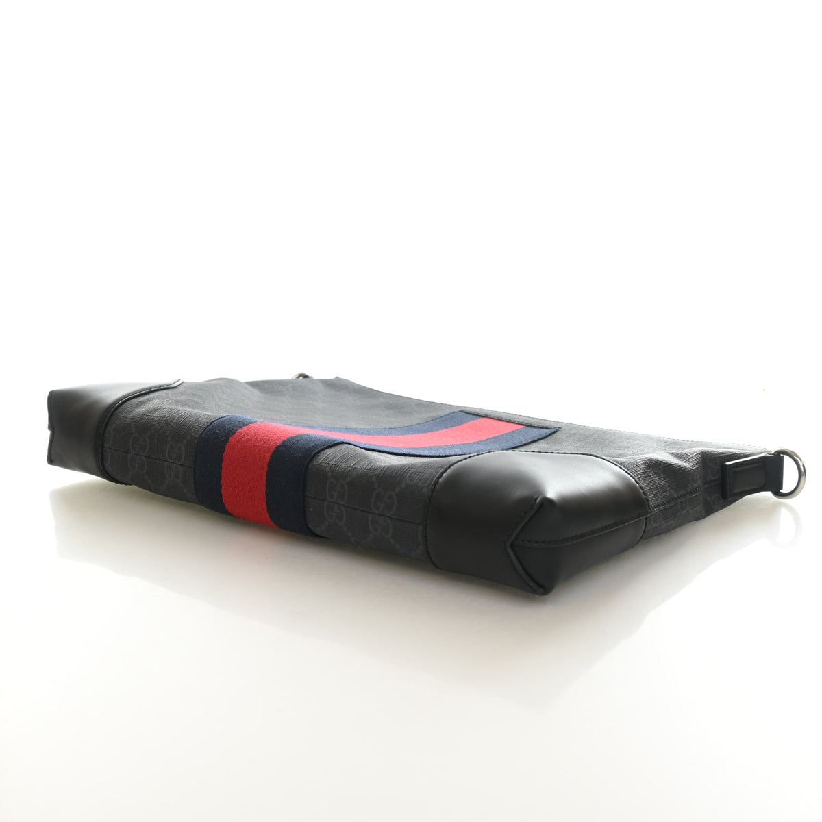 Pre-Owned Gucci GG Supreme Messenger Bag, side view