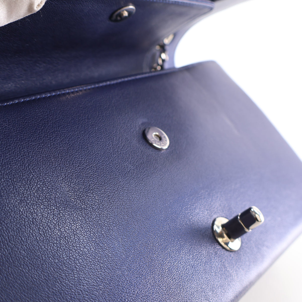 Vintage Chanel Flap Bag Lambskin Mademoiselle, open interior