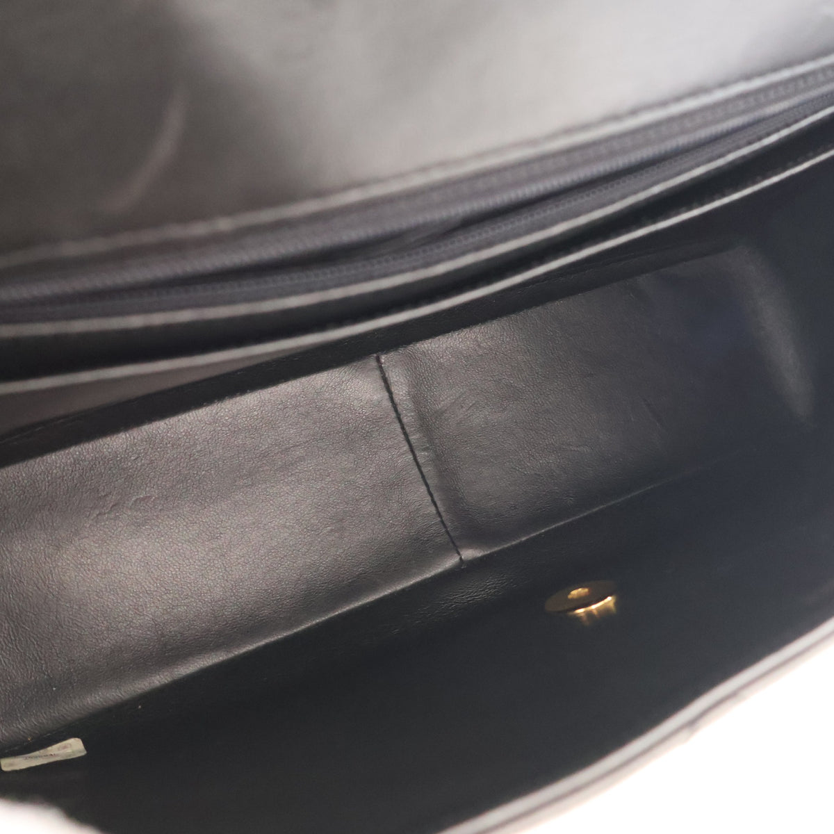 Vintage Chanel Flap Bag Jumbo Lambskin Classic Single, open interior with lining, photo 15 of 17