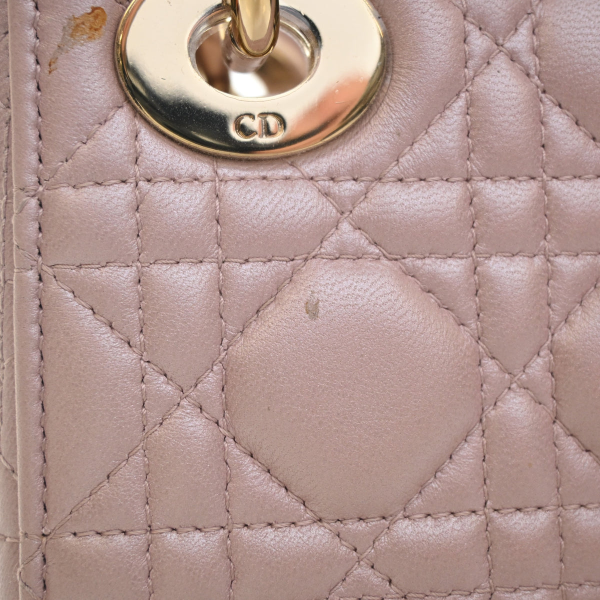 Pre-Owned Christian Dior Lady Dior Mini Lambskin, gold hardware close-up, photo 14 of 22